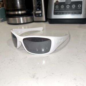 Brand new Oakley Sunglasses- got em for my husband but whites not for him.